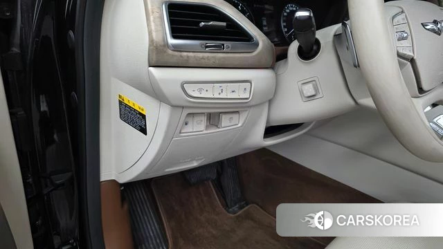 Genesis G90 id 4196678 из Кореи 9