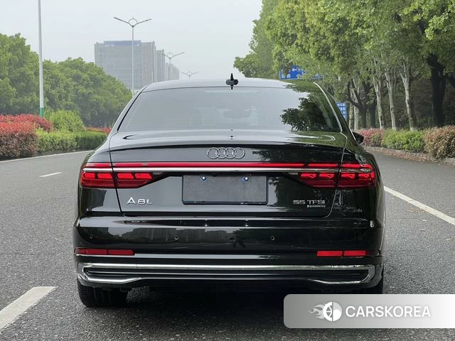 Audi A8 id 4259696 из Китая 9