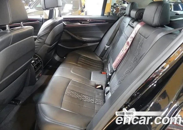 BMW 5 Series (G30) id 2854735 из Кореи 9