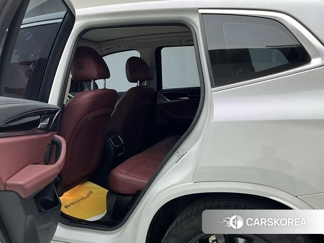 BMW iX3 id 4212744 из Китая 9