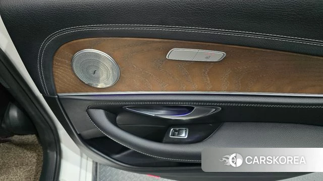 Mercedes-Benz E-Class W213 id 3955417 из Кореи 9