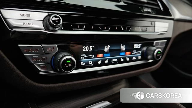 BMW 5 Series (G30) id 4383694 из Кореи 9