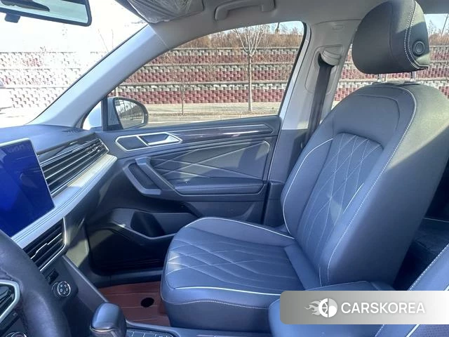 Volkswagen Tiguan L id 3944965 из Китая 9