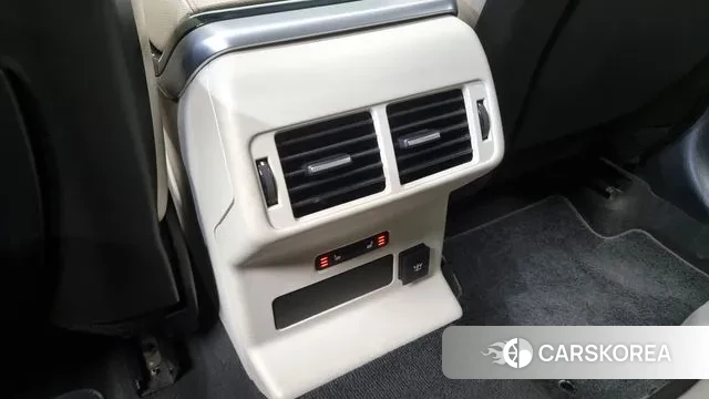 Land Rover Range Rover Velar id 3018835 из Кореи 9