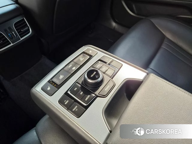 Genesis G80 id 3845767 из Кореи 9