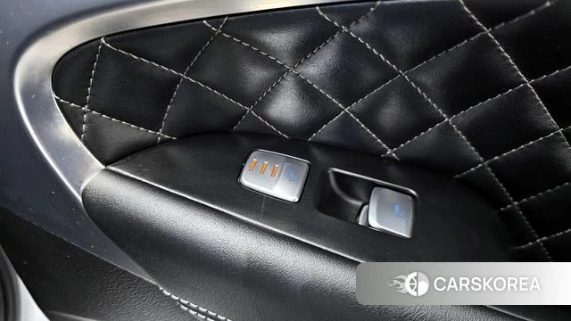 Genesis G70 id 4285517 из Кореи 9