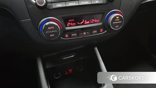 Kia The New K3 id 3692882 из Кореи 9