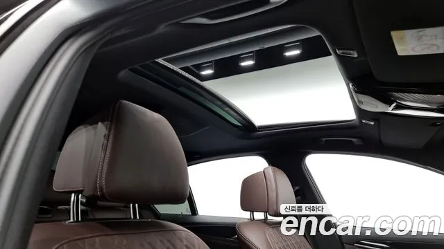 BMW 5 Series (G30) id 2838472 из Кореи 9