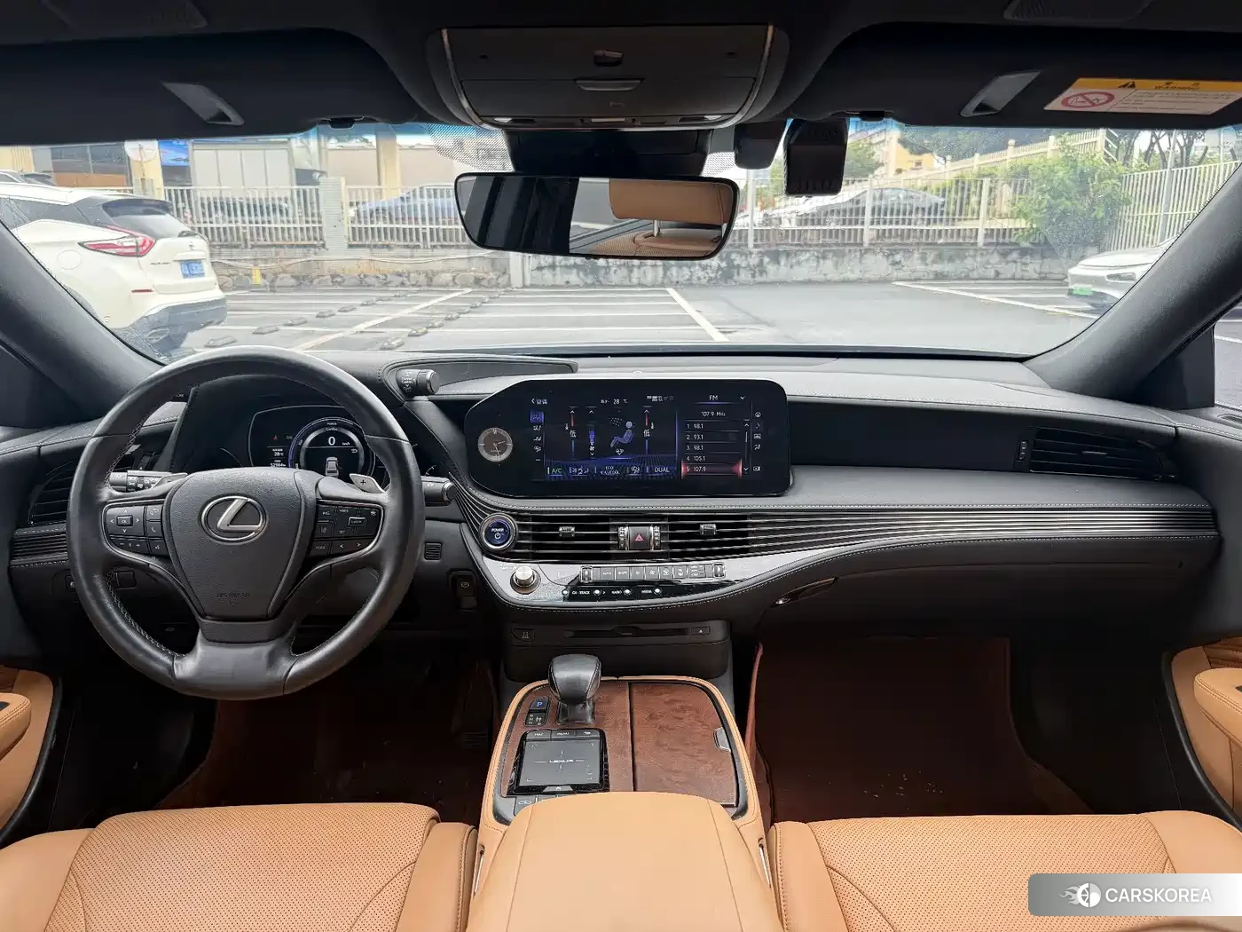 Lexus LS id 4600969 из Китая 9