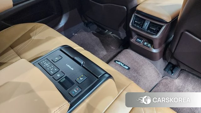 Lexus ES300h 7th generation id 3795895 из Кореи 9