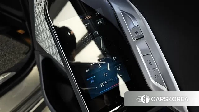 BMW i7 (G70) id 2904924 из Кореи 9