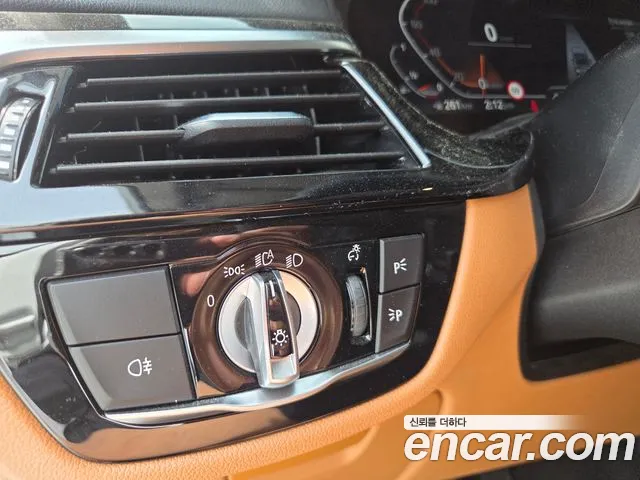 BMW 5 Series (G30) id 2669759 из Кореи 9