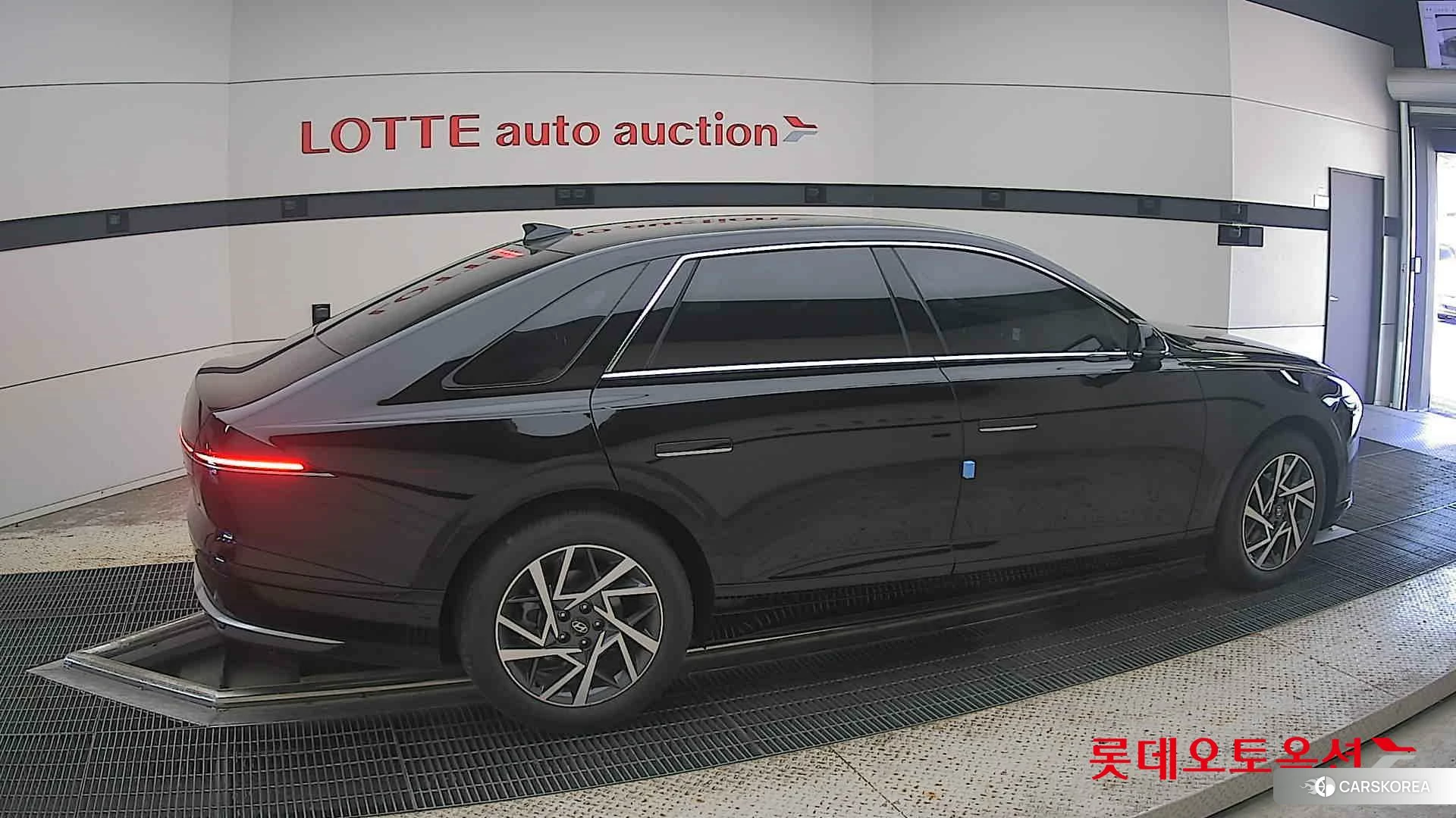 Hyundai Grandeur Hybrid id 4902520 из Кореи 9