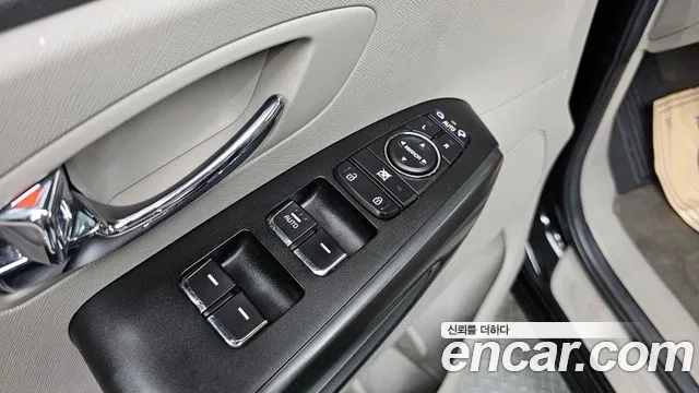 Kia All New Carnival id 2897247 из Кореи 9