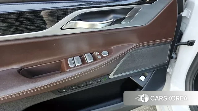 BMW 7 Series (G11) id 3557893 из Кореи 9