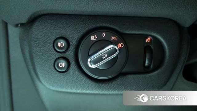Mini Cooper Clubman id 4268718 из Кореи 9