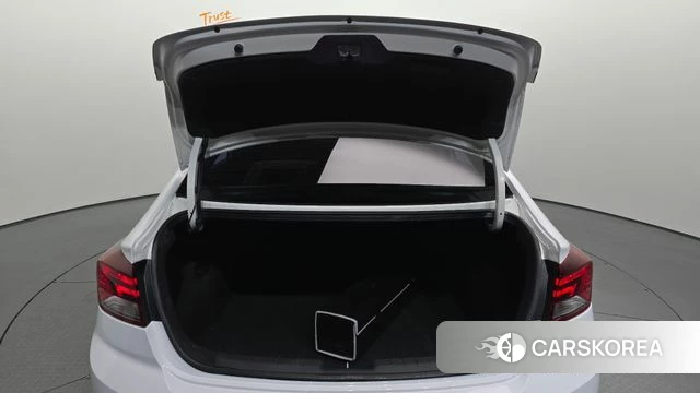 Hyundai The New Avante AD id 4520238 из Кореи 9