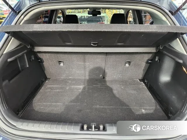 Kia Stonic id 3640800 из Кореи 9