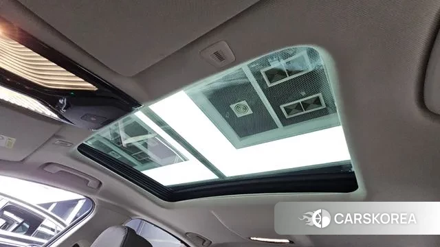 BMW 5 Series (G30) id 3523977 из Кореи 9