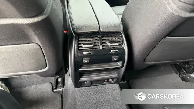 BMW 5 Series (G30) id 3528918 из Кореи 9