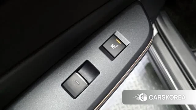 Toyota Crown Crossover id 3327914 из Кореи 9