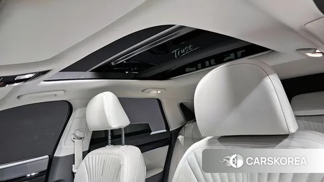 Hyundai Grandeur Hybrid (GN7) id 3195951 из Кореи 9