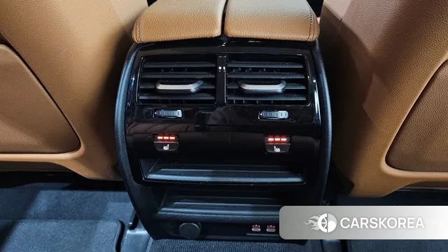 BMW 5 Series (G30) id 3518117 из Кореи 9