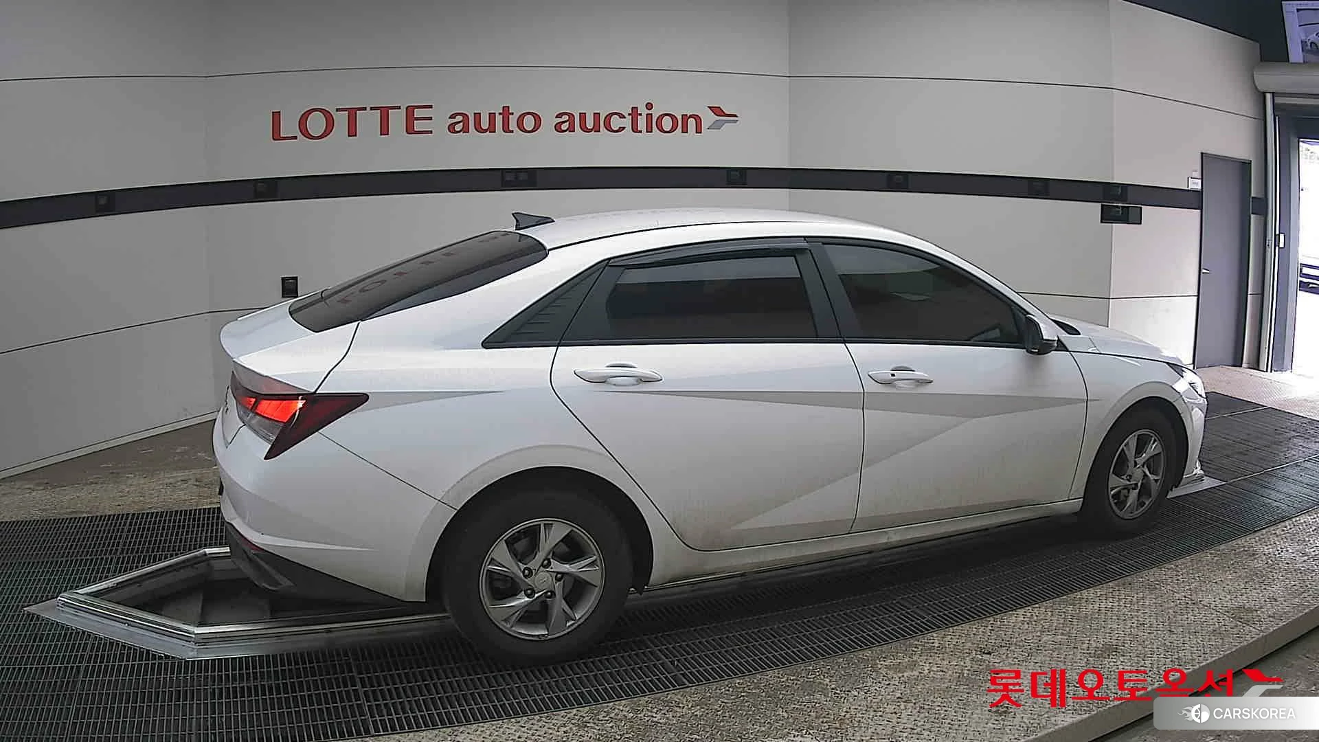 Hyundai Avante id 3869339 из Кореи 9