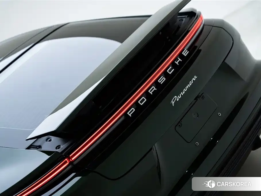 Porsche Panamera id 4565329 из Китая 9