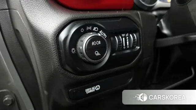 Jeep Gladiator (JT) id 3032303 из Кореи 9