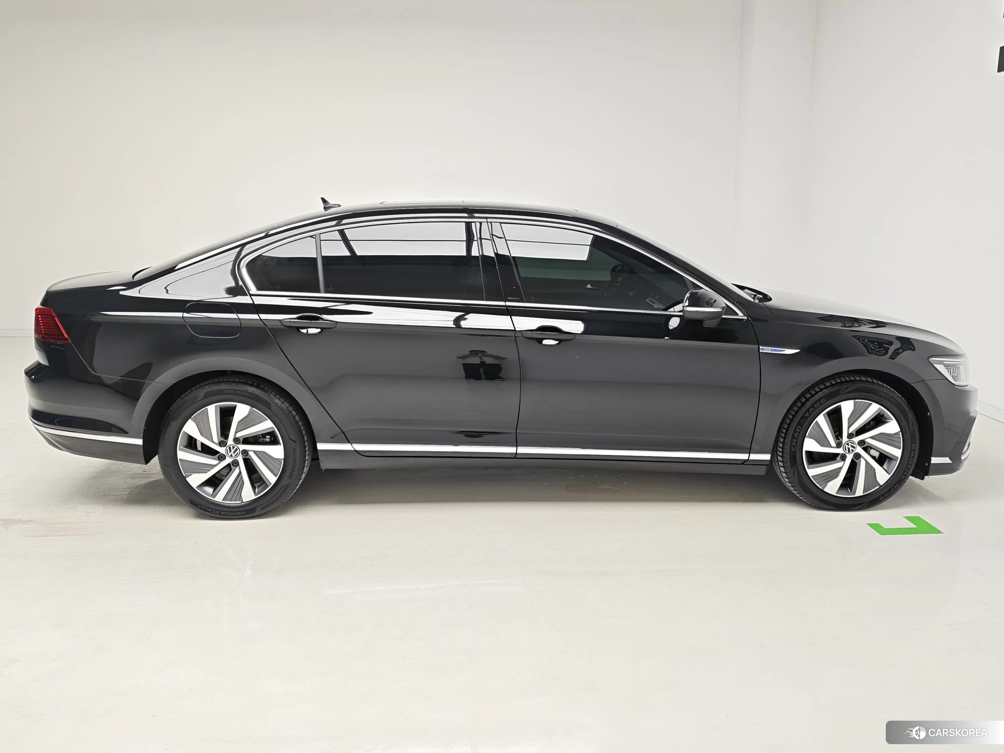 Volkswagen Magotan PHEV id 4515154 из Китая 9