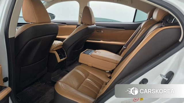 Lexus New ES300h id 4733051 из Кореи 9