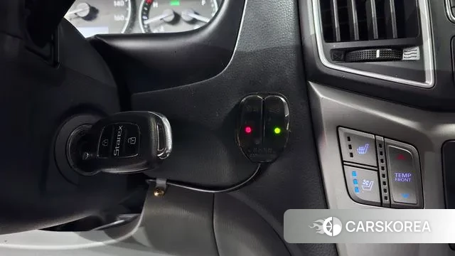 Hyundai The New Grand Starex id 3713758 из Кореи 9