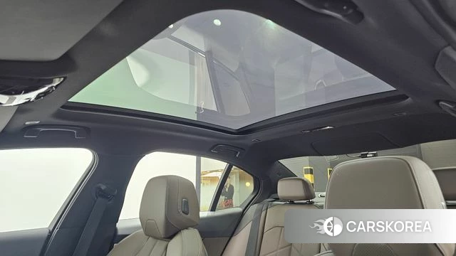 BMW 5 Series (G60) id 3826018 из Кореи 9