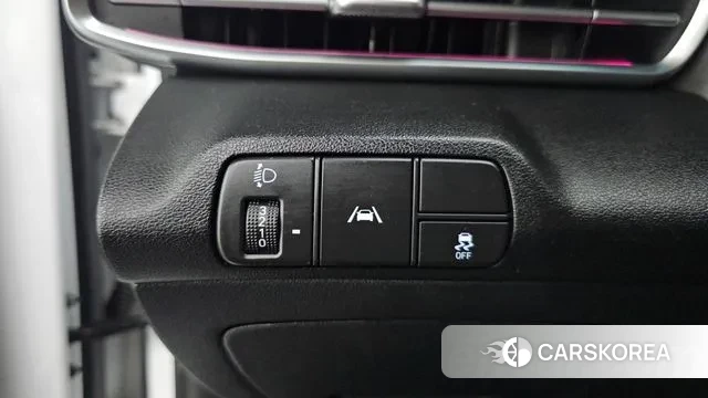 Hyundai Avante (CN7) id 3591177 из Кореи 9