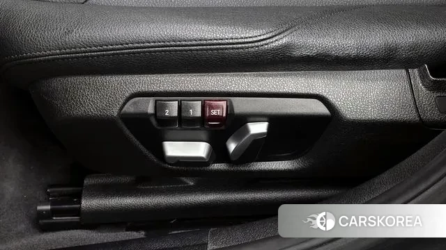 BMW 3 Series (F30) id 3742955 из Кореи 9