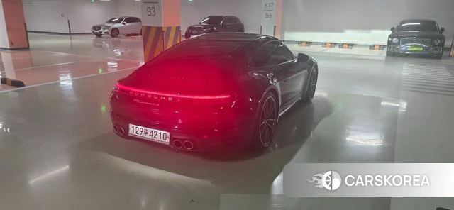 Porsche 911(992) id 4384175 из Кореи 9