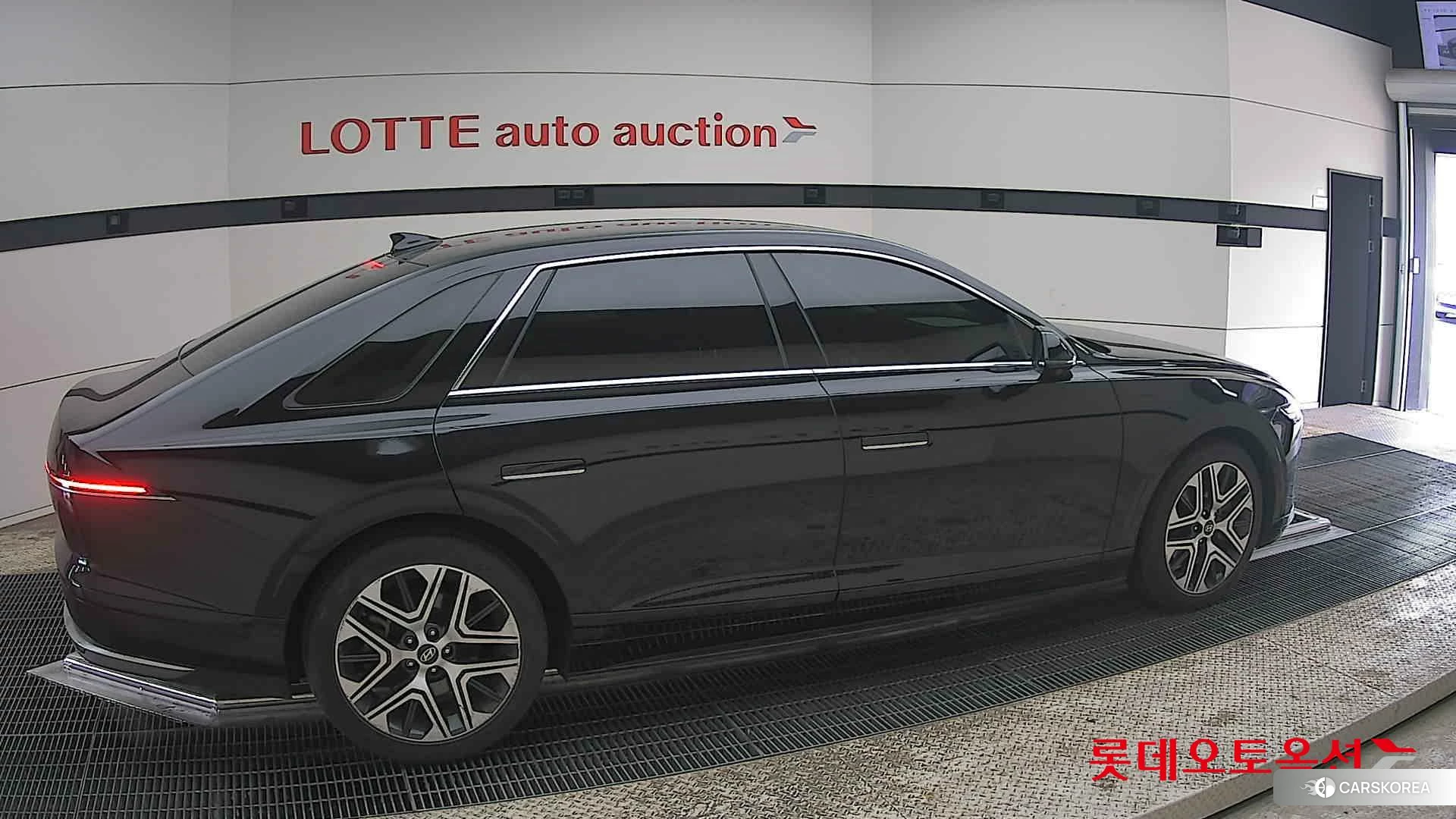 Hyundai Grandeur id 3888359 из Кореи 9