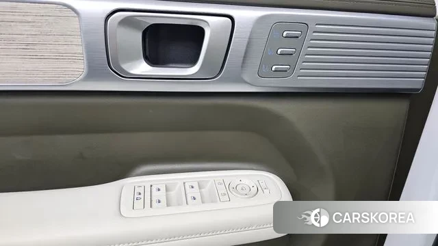 Hyundai Santa Fe (MX5) id 3745664 из Кореи 9