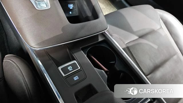 Hyundai The New Grandeur IG Hybrid id 4250327 из Кореи 9