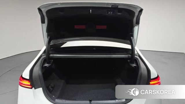 BMW 5 Series (G60) id 4292181 из Кореи 9