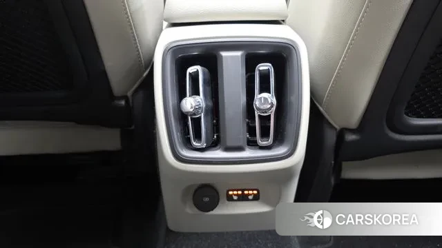 Volvo XC40 id 3545012 из Кореи 9