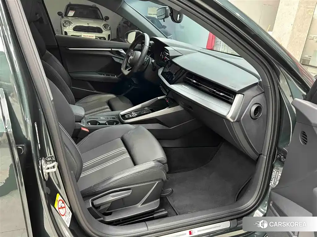 Audi A3 id 4545699 из Китая 9