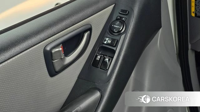 Hyundai The New Grand Starex id 4638308 из Кореи 9