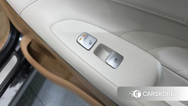 Hyundai The New Grandeur IG Hybrid id 3860936 из Кореи 9