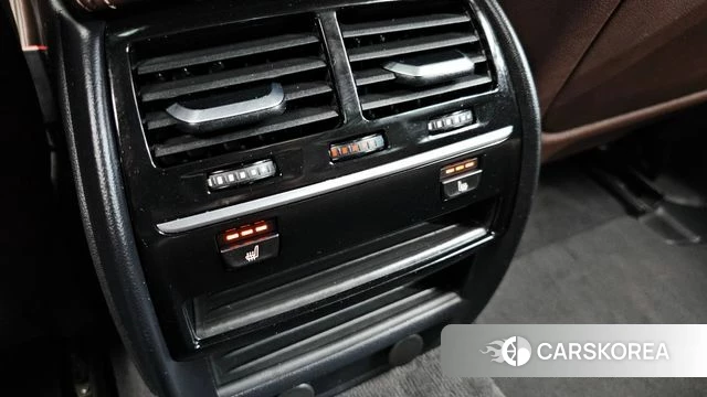 BMW 5 Series (G30) id 3942630 из Кореи 9