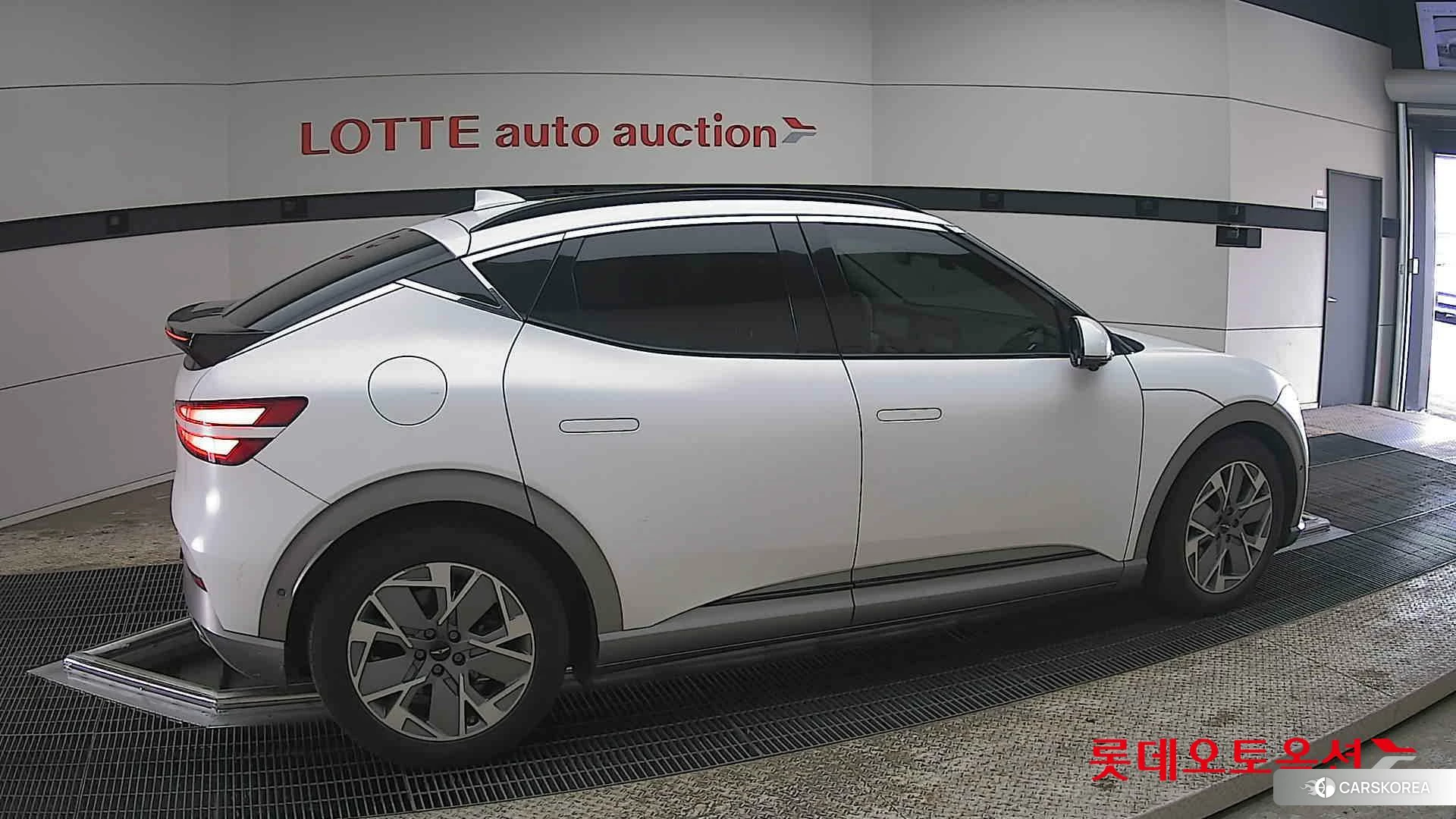 Hyundai GV60 id 3888312 из Кореи 9