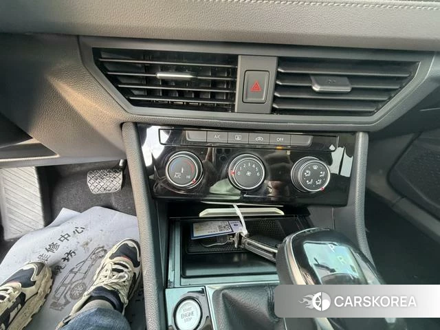Volkswagen Sagitar id 4333687 из Китая 9