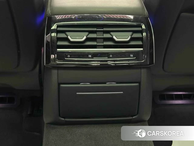Audi A8 id 4291567 из Китая 9