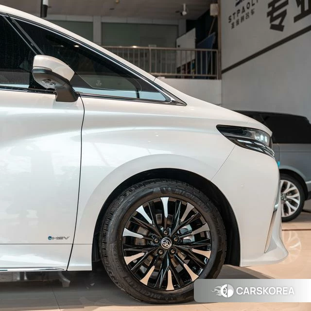 Toyota Elfa id 4261804 из Китая 9